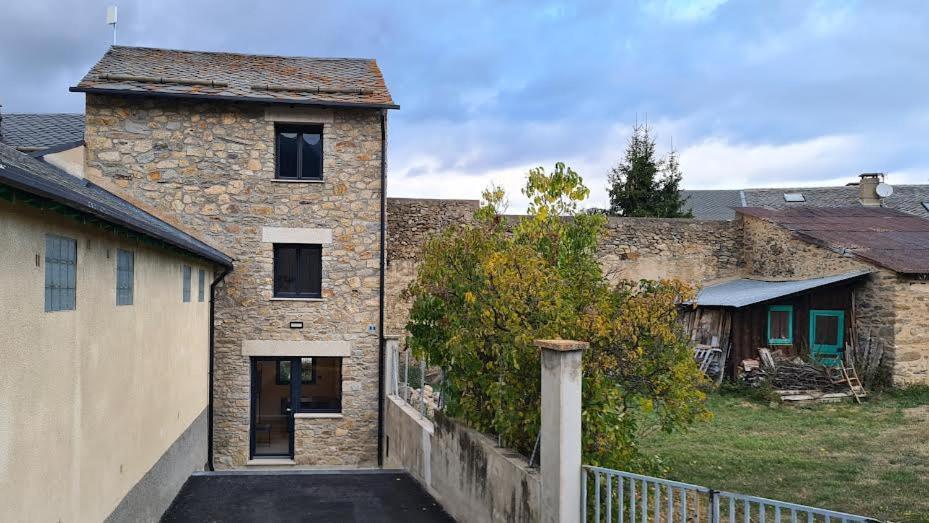 Le Toit Du Cambre D'Aze Apartment Saint-Pierre-dels-Forcats Exterior foto